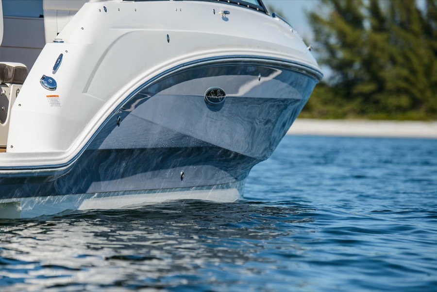 Under water boat maintancev